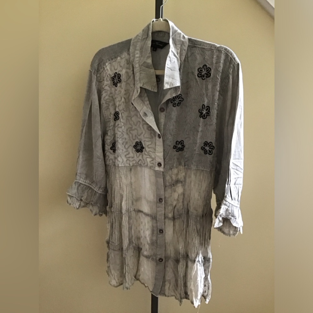 YOUNG THREADS NWT Dress Top Grey Wash Embroidered Size Xlarge 1x 3x